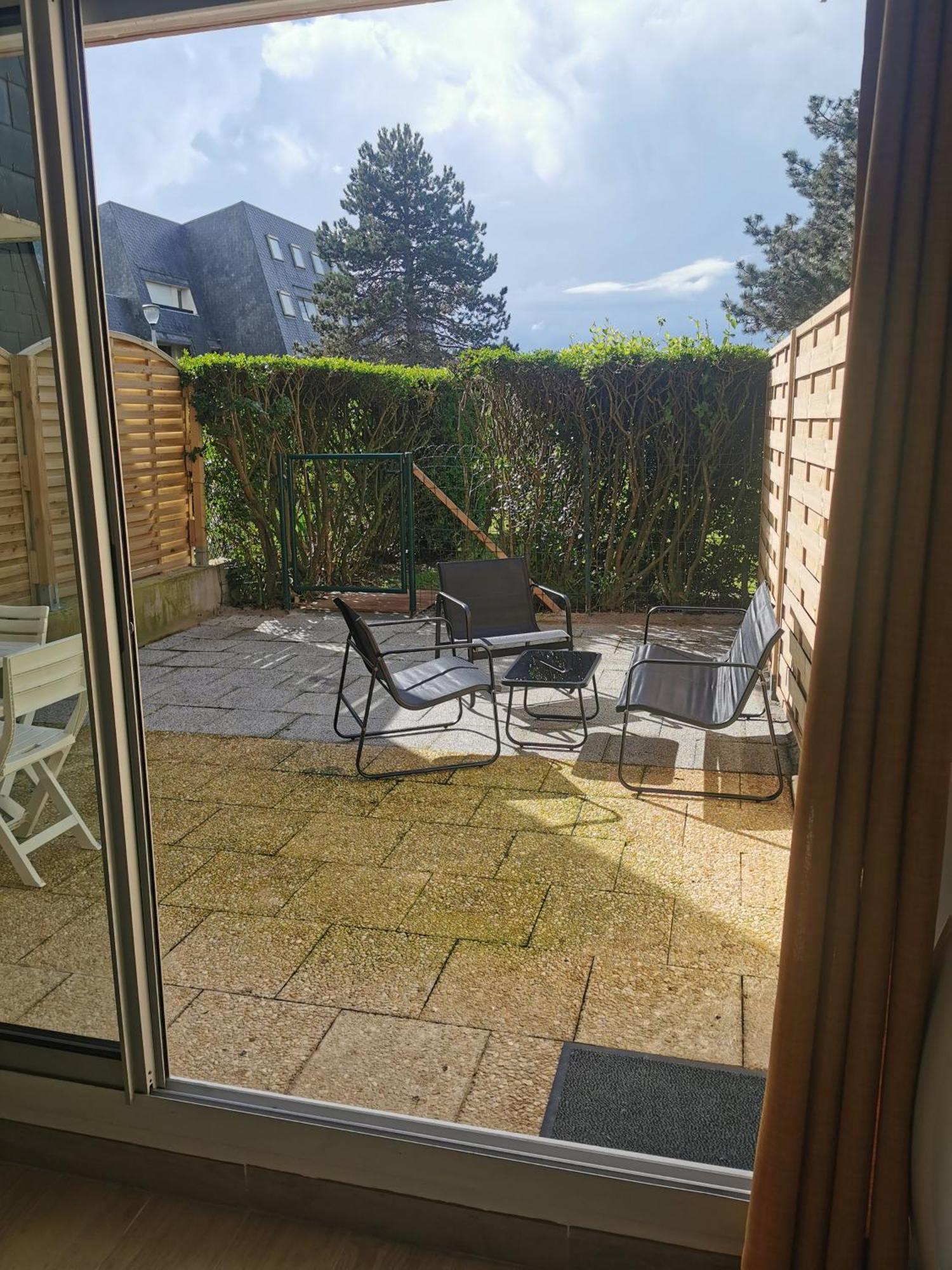 Acces Direct A La * Bernieres-sur-Mer